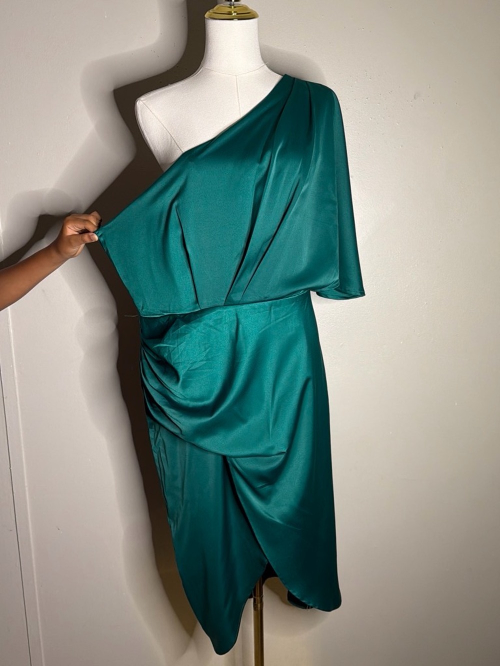 Cupshe Emerald One-Shoulder Draped Midi Dress